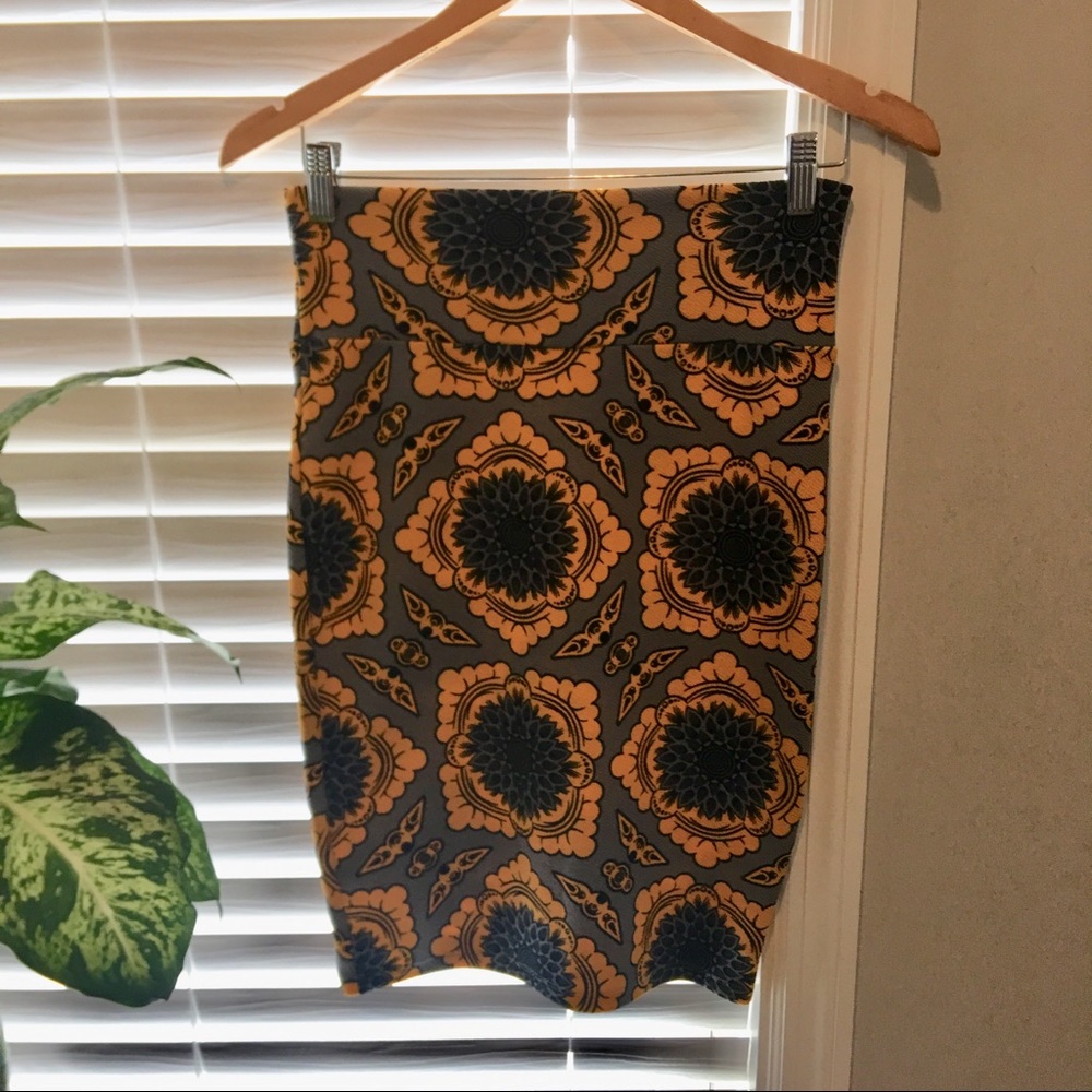 Lularoe Cassie Skirt